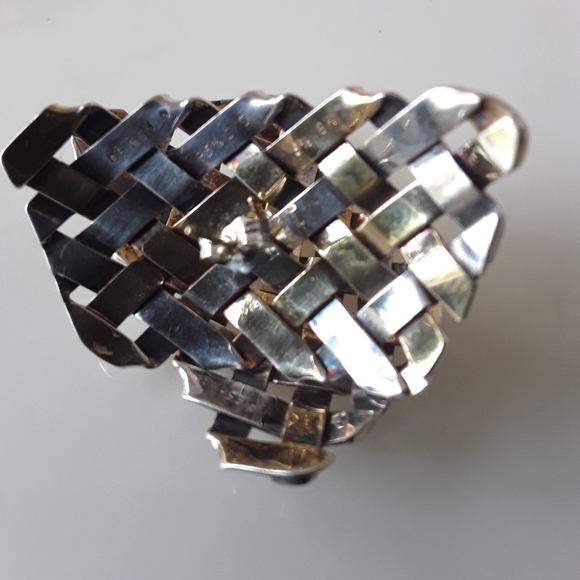 GABRIEL OFIESH STERLING & 18KT SOLID YG BASKET WEAVE PIERCED EARRINGS - Picture 6 of 8